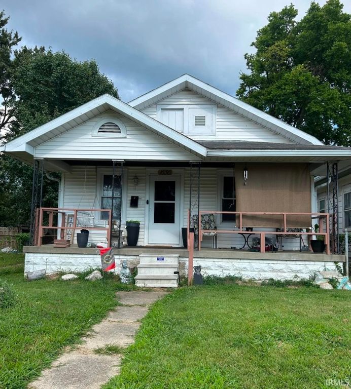 1656 S KERTH Avenue, Evansville, IN 47714