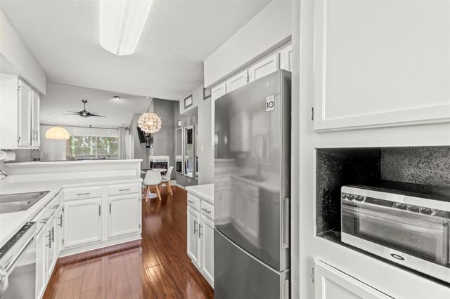 2450 Wickersham LN 1606, Austin, TX 78741