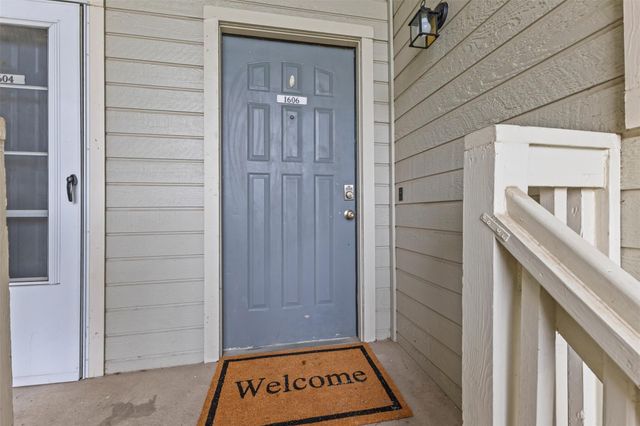 2450 Wickersham LN 1606, Austin, TX 78741