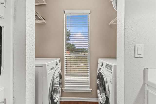 2450 Wickersham LN 1606, Austin, TX 78741
