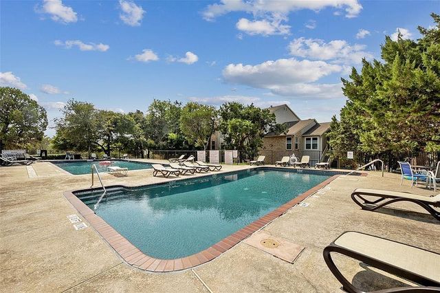 2450 Wickersham LN 1606, Austin, TX 78741