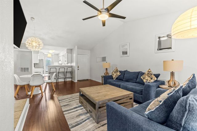 2450 Wickersham LN 1606, Austin, TX 78741