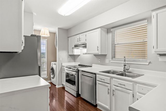 2450 Wickersham LN 1606, Austin, TX 78741