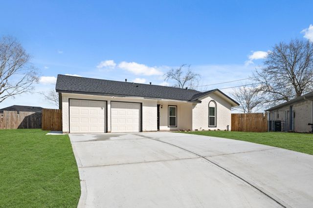 3214 Whitesail Drive, League City, TX 77573