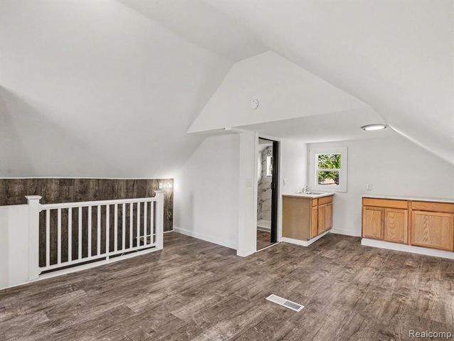 1123 E 1st Street, Monroe, MI 48161