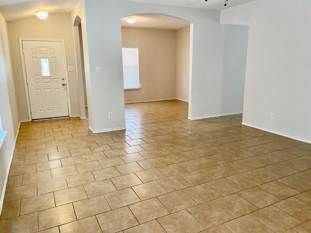 112 Cowboy CV, Kyle, TX 78640