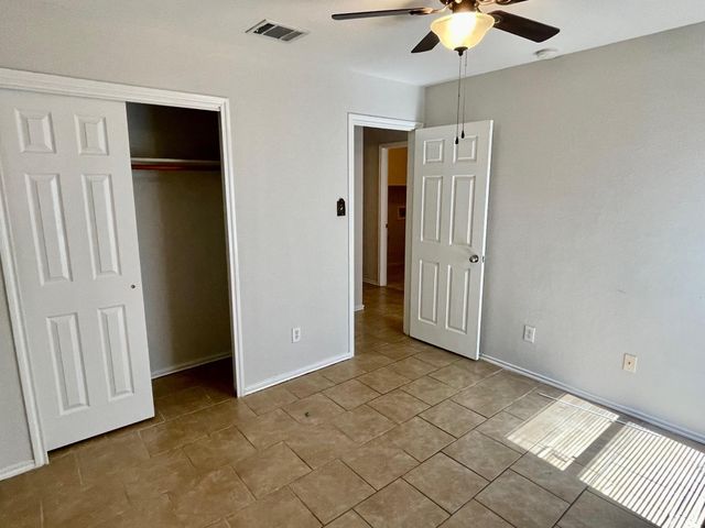 112 Cowboy CV, Kyle, TX 78640