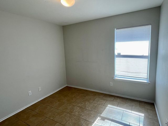 112 Cowboy CV, Kyle, TX 78640