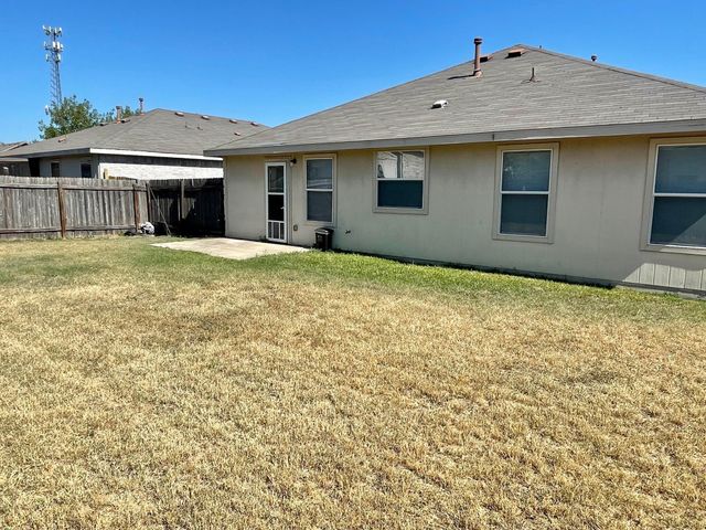 112 Cowboy CV, Kyle, TX 78640