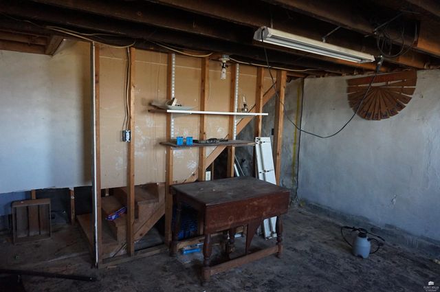 607 3200 Avenue, Abilene, KS 67410