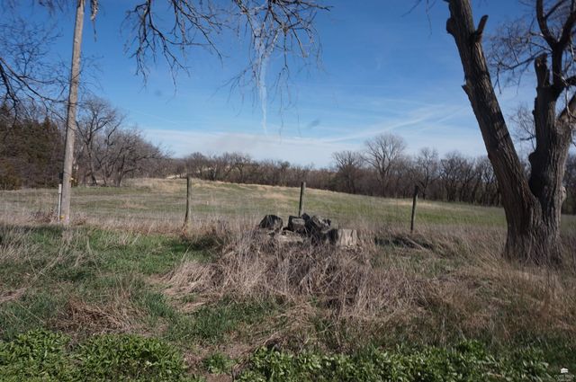 607 3200 Avenue, Abilene, KS 67410