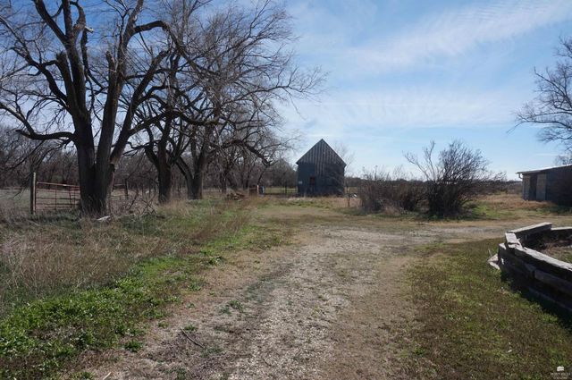 607 3200 Avenue, Abilene, KS 67410