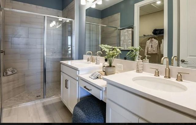 7483 MOONBEAM AVENUE, Sarasota, FL 34241