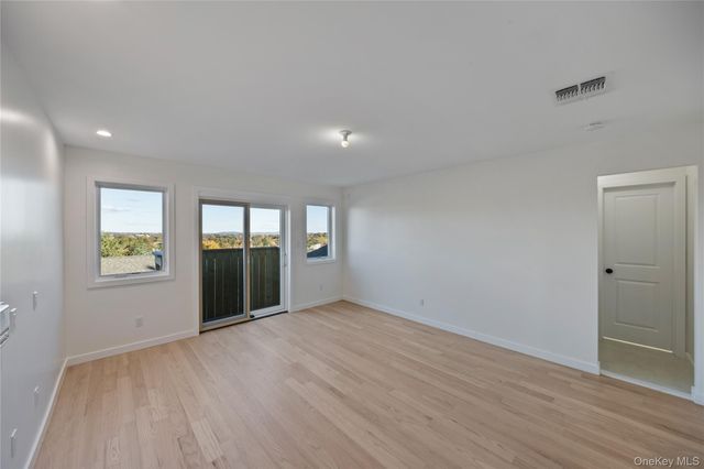 352 Blauvelt Road 203, Monsey, NY 10952