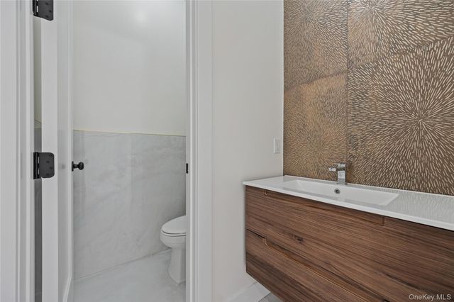 352 Blauvelt Road 203, Monsey, NY 10952