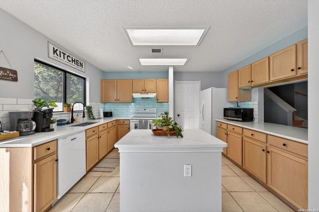 9718 ALEXA PL, San Antonio, TX 78251