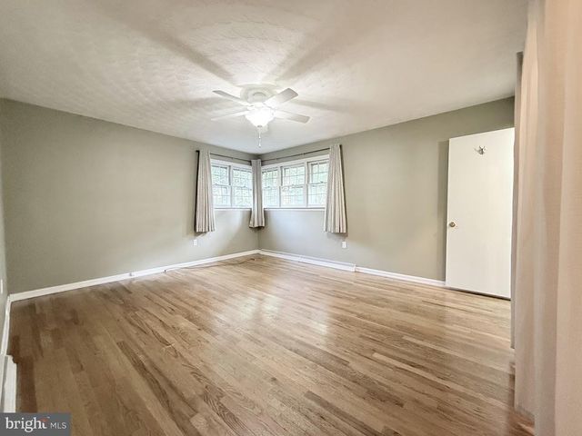 1589 HOLLYWOOD PKWY, York, PA 17403