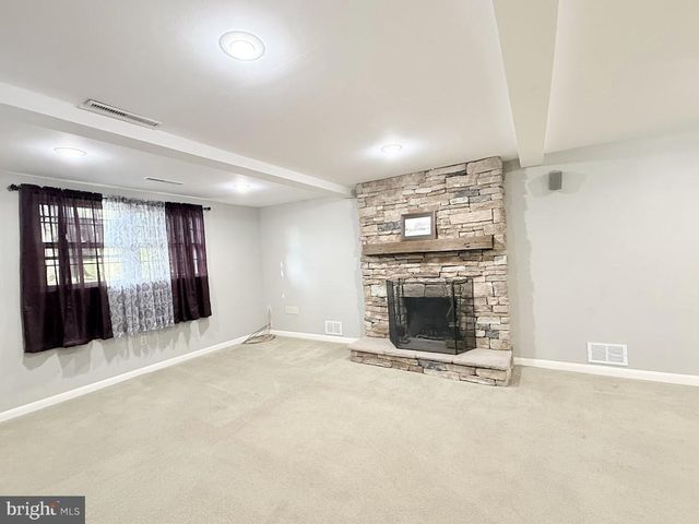 1589 HOLLYWOOD PKWY, York, PA 17403