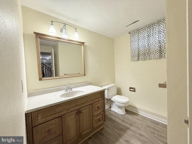 1589 HOLLYWOOD PKWY, York, PA 17403