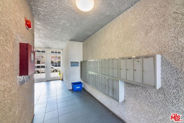 13951 Moorpark Street, Sherman Oaks (los Angeles), CA 91423