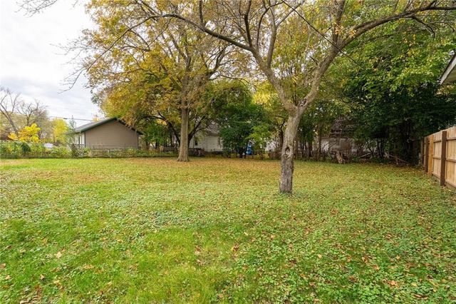 2712 3rd Street, Eau Claire, WI 54703