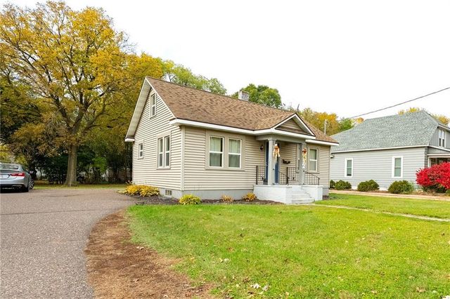 2712 3rd Street, Eau Claire, WI 54703