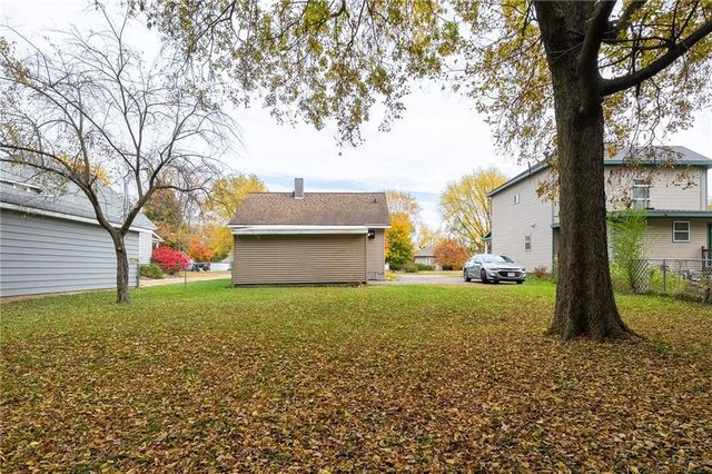 2712 3rd Street, Eau Claire, WI 54703