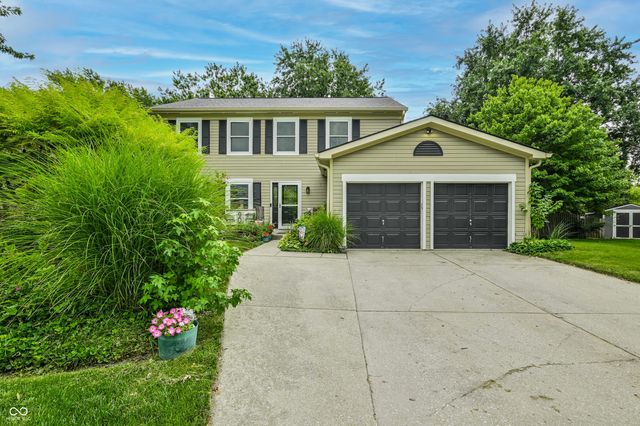 909 Farmview Lane, Carmel, IN 46032