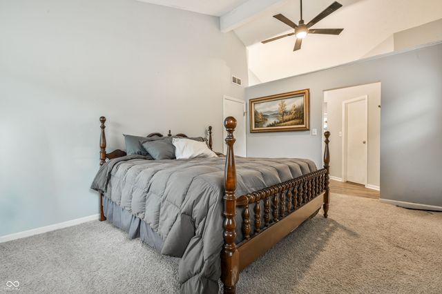 909 Farmview Lane, Carmel, IN 46032