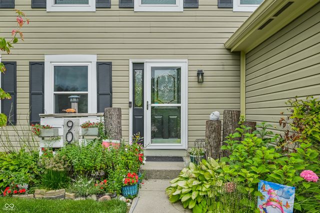 909 Farmview Lane, Carmel, IN 46032