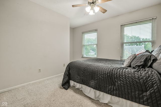 909 Farmview Lane, Carmel, IN 46032