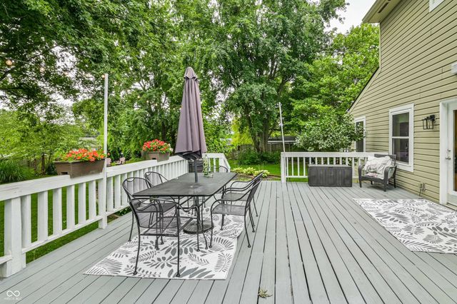 909 Farmview Lane, Carmel, IN 46032