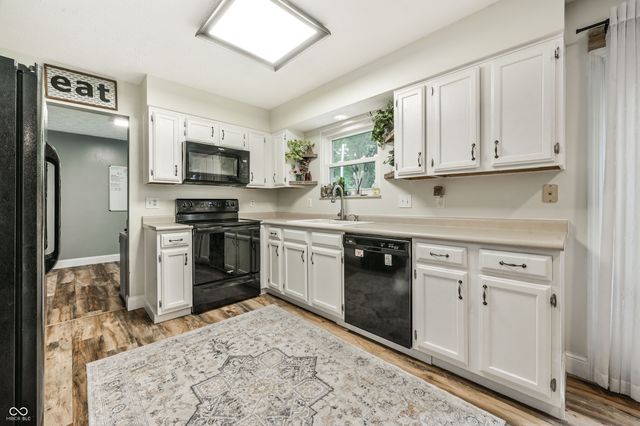 909 Farmview Lane, Carmel, IN 46032