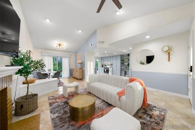 1018 Bridle Path Way, Oceanside, CA 92057