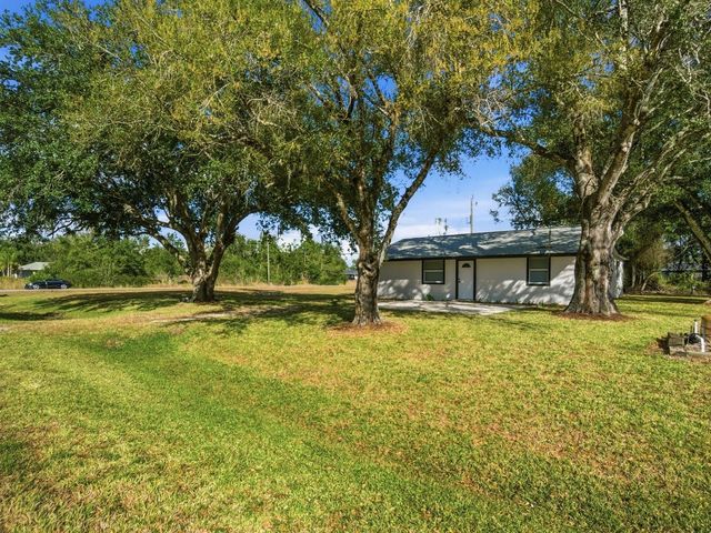 390 HAZEL CIRCLE, Punta Gorda, FL 33982