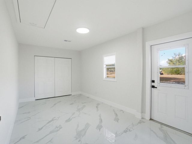 390 HAZEL CIRCLE, Punta Gorda, FL 33982