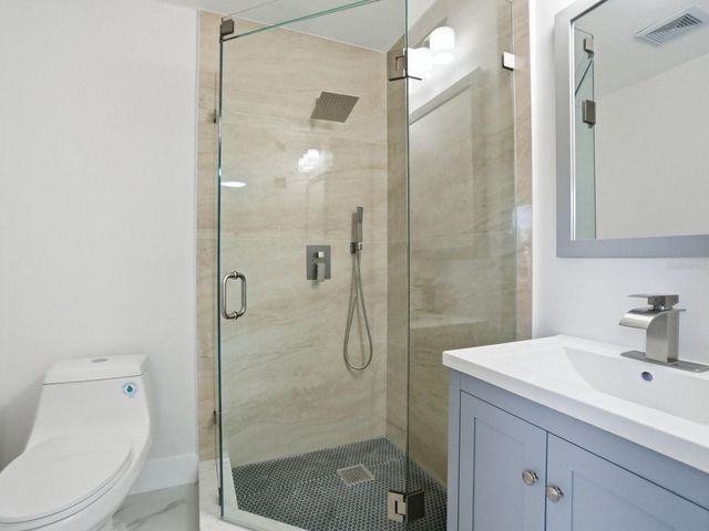 390 HAZEL CIRCLE, Punta Gorda, FL 33982