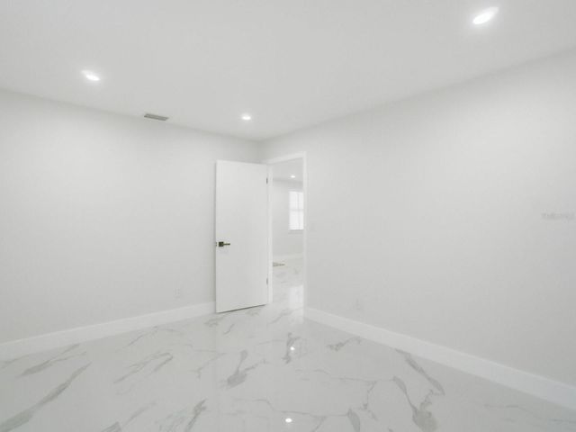 390 HAZEL CIRCLE, Punta Gorda, FL 33982