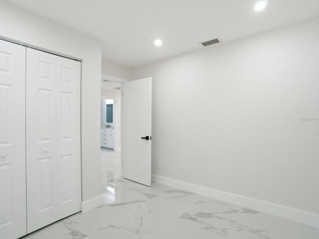 390 HAZEL CIRCLE, Punta Gorda, FL 33982