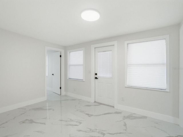 390 HAZEL CIRCLE, Punta Gorda, FL 33982