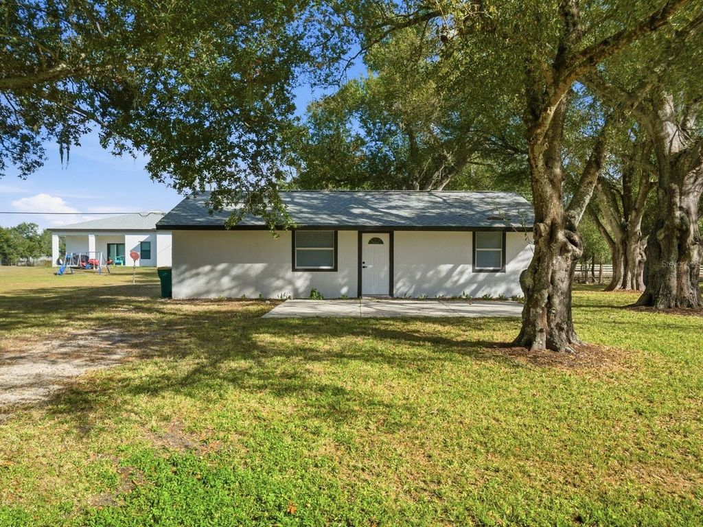 390 HAZEL CIRCLE, Punta Gorda, FL 33982