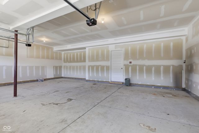 3546 Merchmont Road, Bargersville, IN 46106