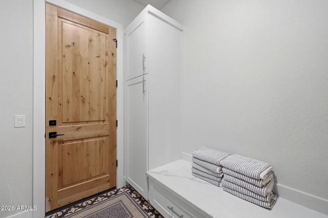 6896 E LOMAS VERDES Drive, Scottsdale, AZ 85266