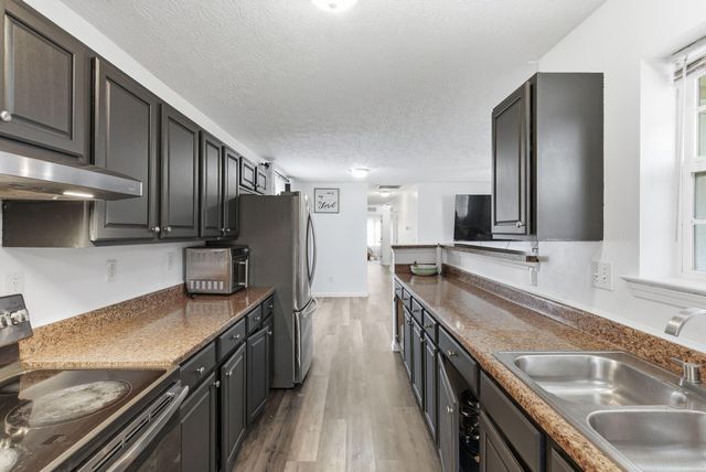 450 Ash Street, Lexington, KY 40508