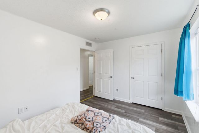 450 Ash Street, Lexington, KY 40508