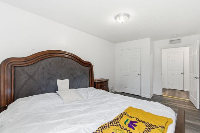 450 Ash Street, Lexington, KY 40508