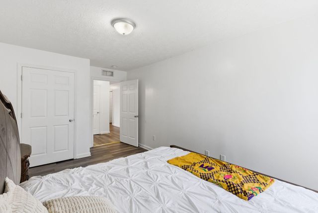 450 Ash Street, Lexington, KY 40508