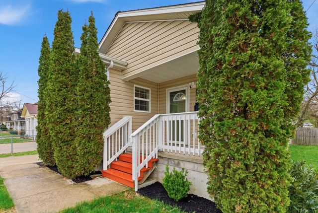 450 Ash Street, Lexington, KY 40508