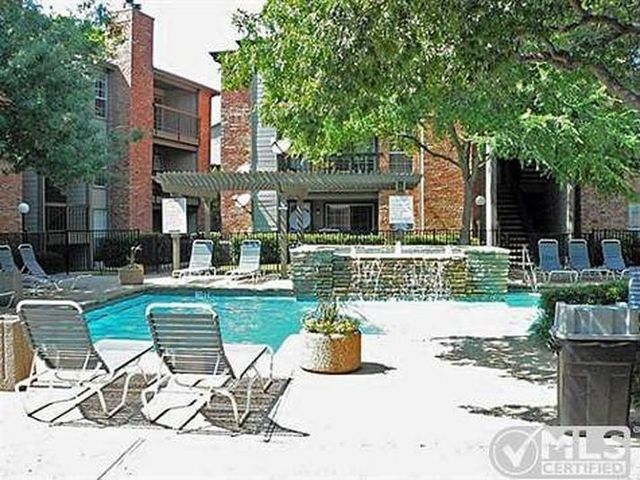 18333 Roehampton Drive 923, Dallas, TX 75252