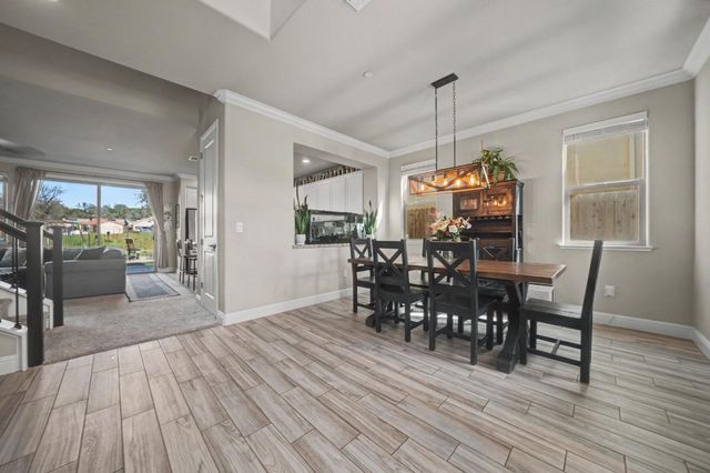 514 Lupine Dr, Ione, CA 95640